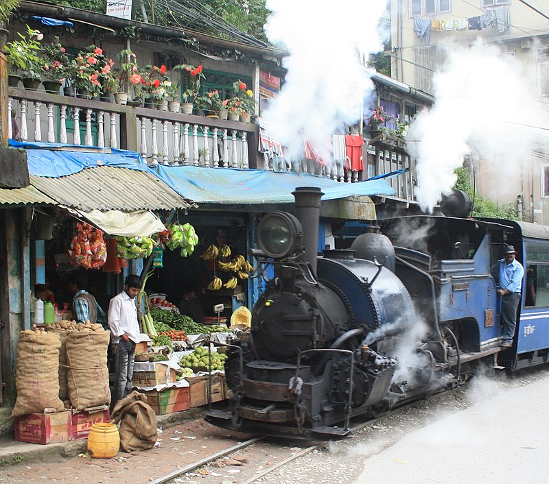 New Jalpaiguri → Darjeeling Train Image